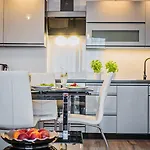 Hotel Homely Place 3*