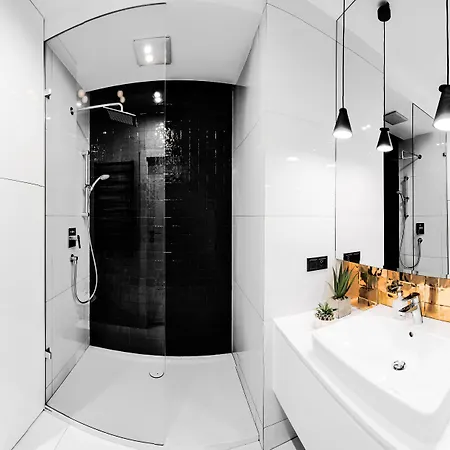 Homely Place 3*