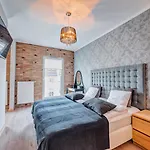 Hotell Homely Place