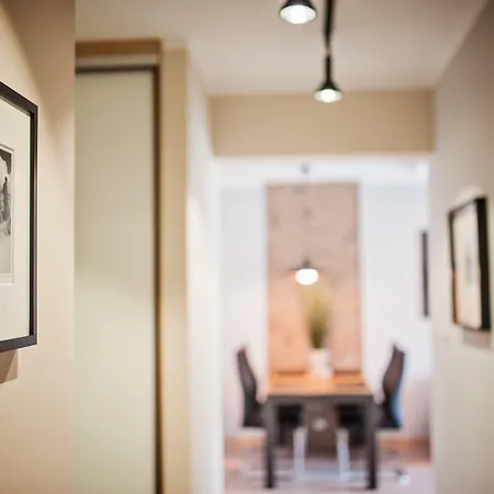 Homely Place Hotel 3*