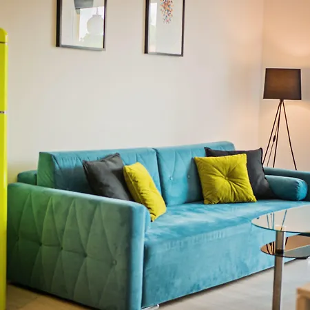 Homely Place 3* Poznań