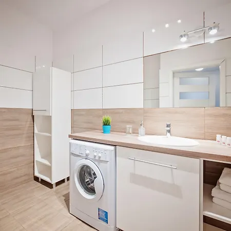 Homely Place 3*