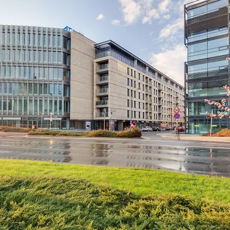 Homely Place 3* Poznań