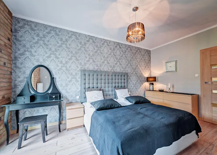 Hotell Homely Place 3*